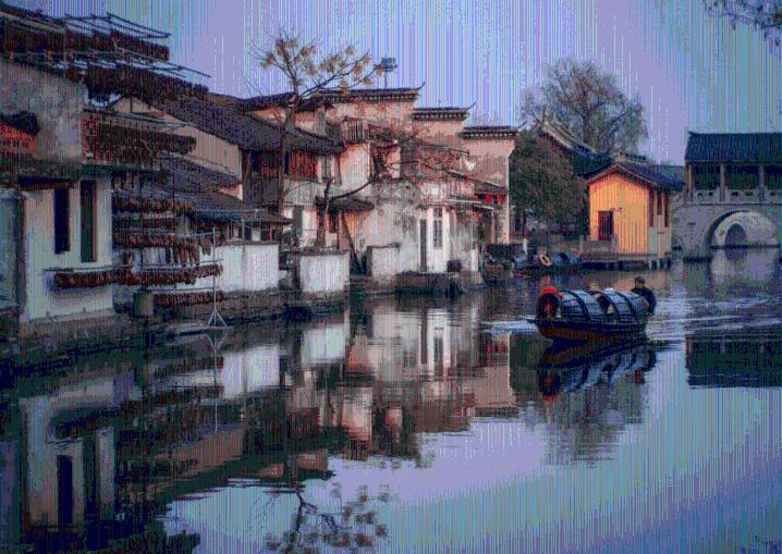 逃离违建房屋3